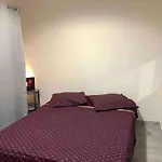 La New 75 M2 Very Quiet Апартаменты