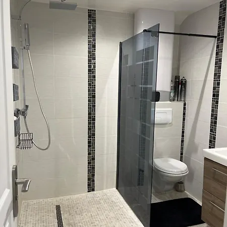 La New 75 M2 Very Quiet Appartement